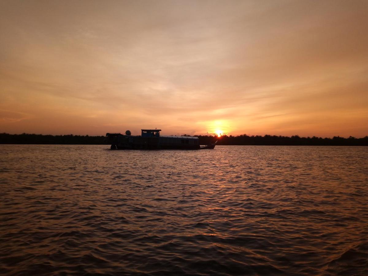 Nguyet Que Homestay & Tours Ben Tre Exterior foto